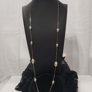 Elegant Gold Necklace with Beaded Accents